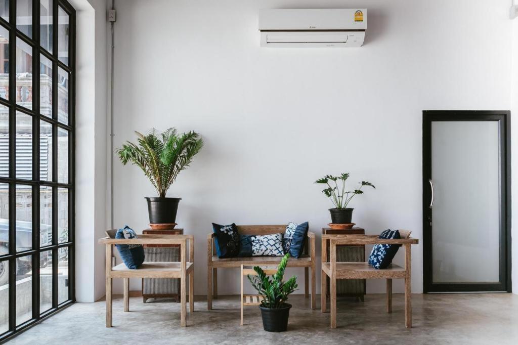 Hug Inn Phrae Exterior foto