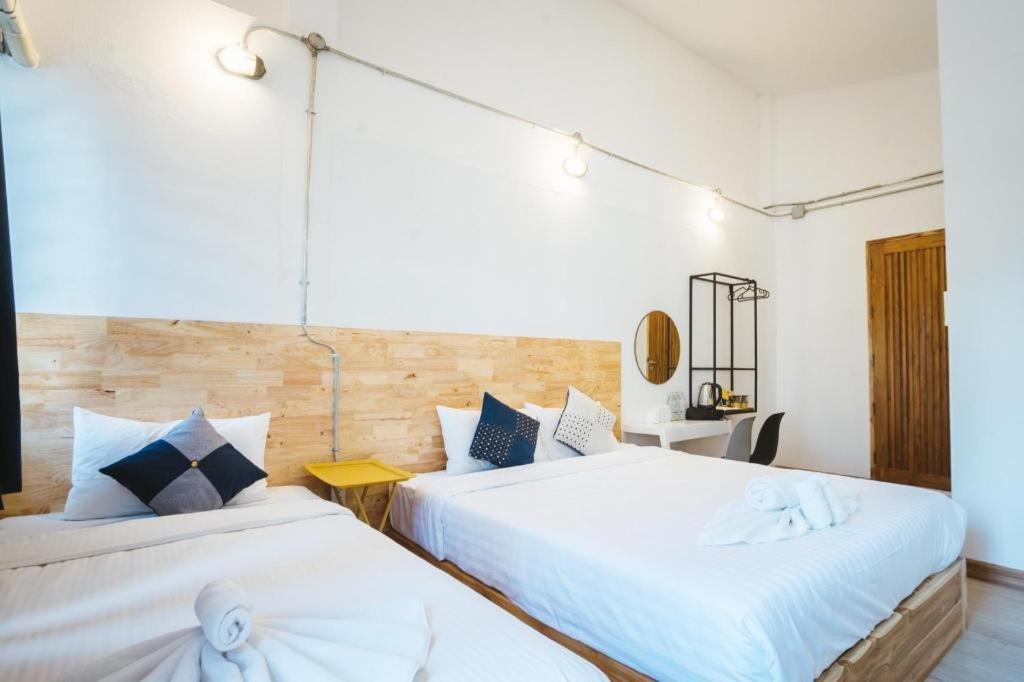 Hug Inn Phrae Exterior foto